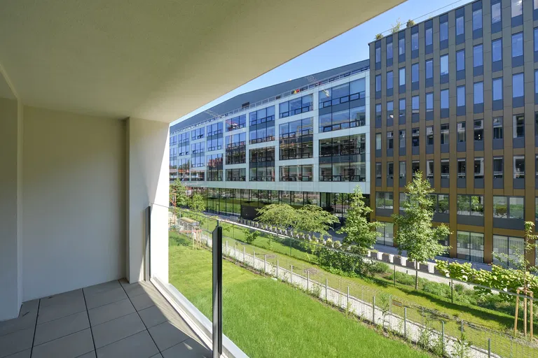 U Mlýnského kanálu, Karlín - Praha 8 | Prenájom, Byt, 3-izbový, 85 m²