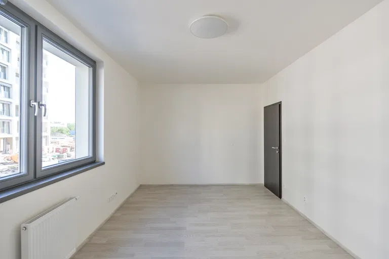 U Mlýnského kanálu, Karlín - Praha 8 | Prenájom, Byt, 3-izbový, 85 m²