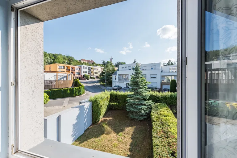 Libínská, Smíchov - Prague 5 | Sale, Apartment, Three-bedroom (4+1), 127 m²