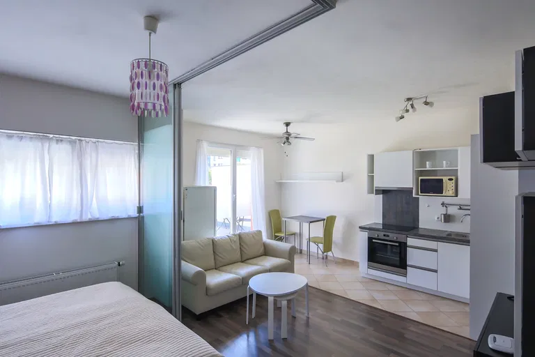 Pavla Beneše, Letňany - Prague 9 | Rent, Apartment, Studio (1+kk), 93 m²