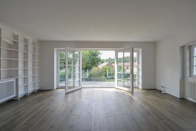 Okoř - Praha-západ | Predaj, Rodinný dom, 6-izbový, 365 m²