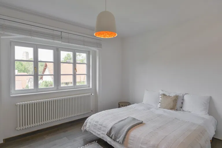 Okoř - Praha-západ | Predaj, Rodinný dom, 6-izbový, 365 m²
