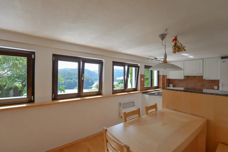 Zduchovice, Kamýk nad Vltavou - Příbram | Predaj, Rodinný dom, 5-izbový, 252 m²