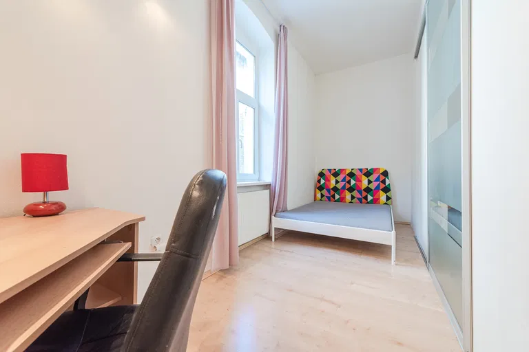 Palárikova, Staré Mesto - Bratislava I | Prenájom, Byt, 2-izbový, 47 m²