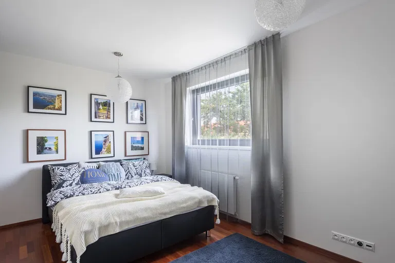 Pod Viaduktem, Stodůlky - Prague 5 | Sale, House, Five-bedroom (6+kk), 290 m²