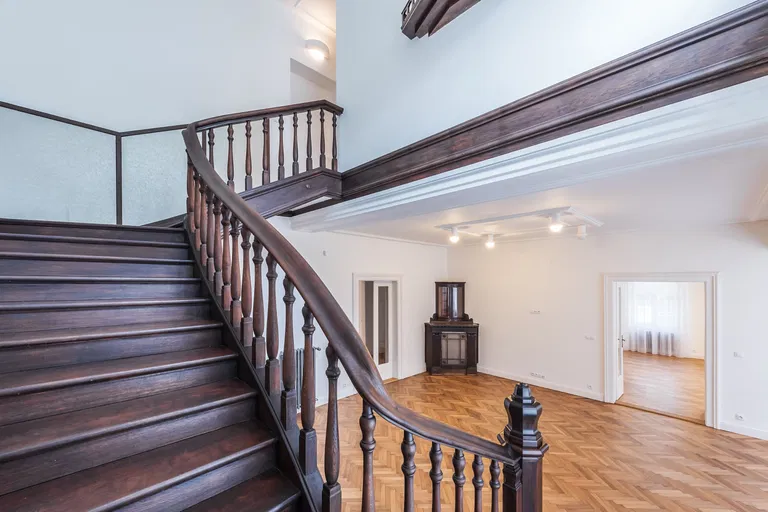 Štursova, Bubeneč - Praha 6 | Prenájom, Byt, 4-izbový, 246 m²