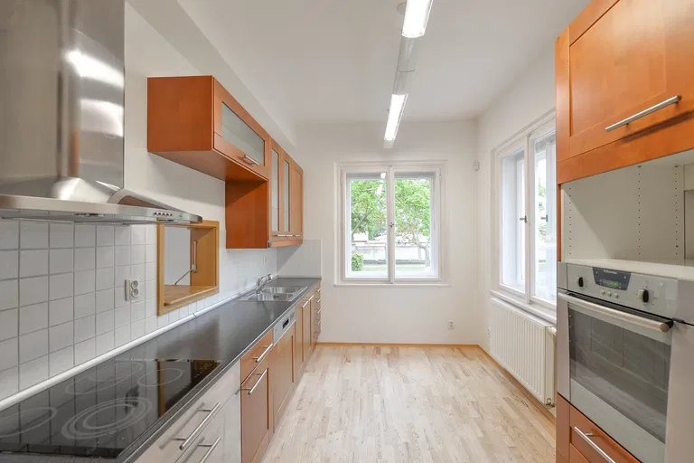 Vlastina, Ruzyně - Praha 6 | Prenájom, Rodinný dom, 5-izbový, 185 m²