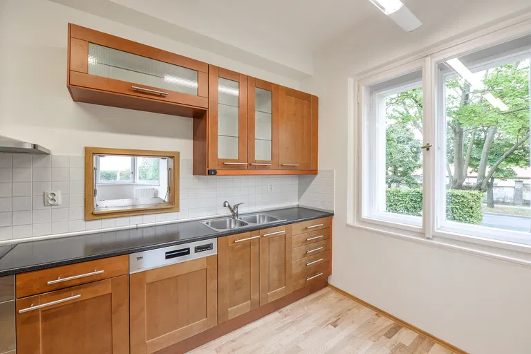 Vlastina, Ruzyně - Praha 6 | Prenájom, Rodinný dom, 5-izbový, 185 m²