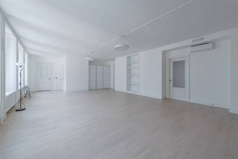 Gorkého, Staré Mesto - Bratislava I | Prenájom, Byt, 5-izbový, 261 m²