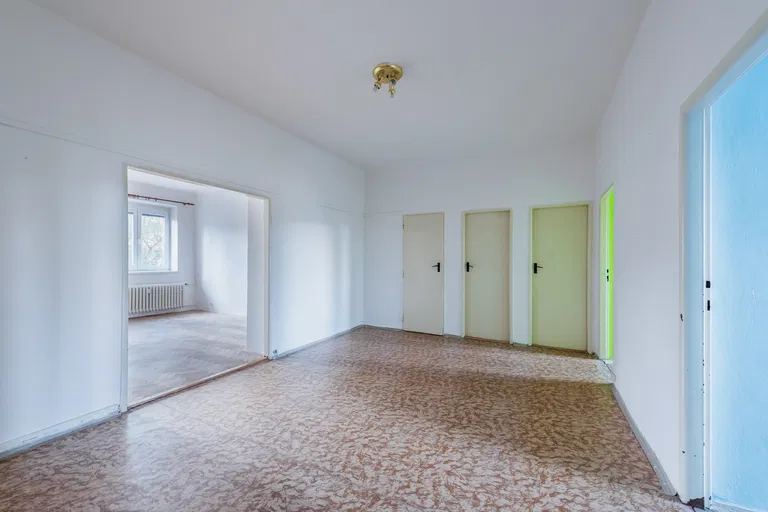 Čínská, Dejvice - Prague 6 | Sale, Apartment, Three-bedroom (4+1), 104 m²
