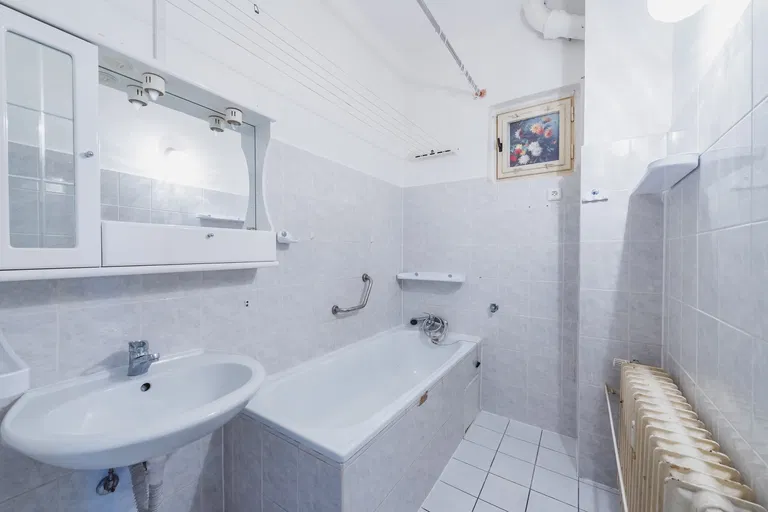 Čínská, Dejvice - Prague 6 | Sale, Apartment, Three-bedroom (4+1), 104 m²