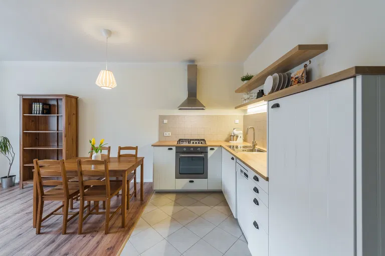 Nitranská, Vinohrady - Praha 3 | Prenájom, Byt, 3-izbový, 74 m²