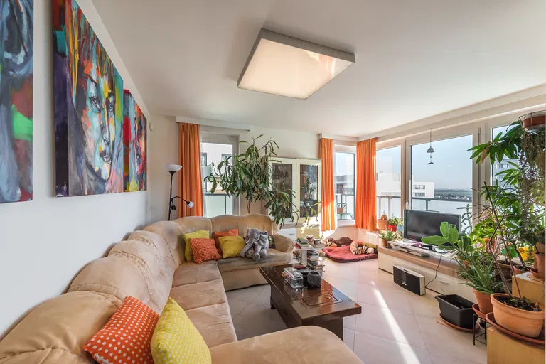 Svitákova, Stodůlky - Prague 5 | Sale, Apartment, Three-bedroom (4+1), 156 m²