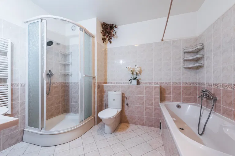 Irská, Vokovice - Praha 6 | Prenájom, Byt, 4-izbový, 115 m²