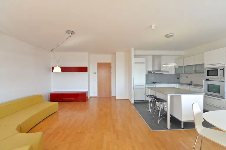 U Zvonařky, Vinohrady - Praha 2 | Prenájom, Byt, 3-izbový, 102 m²