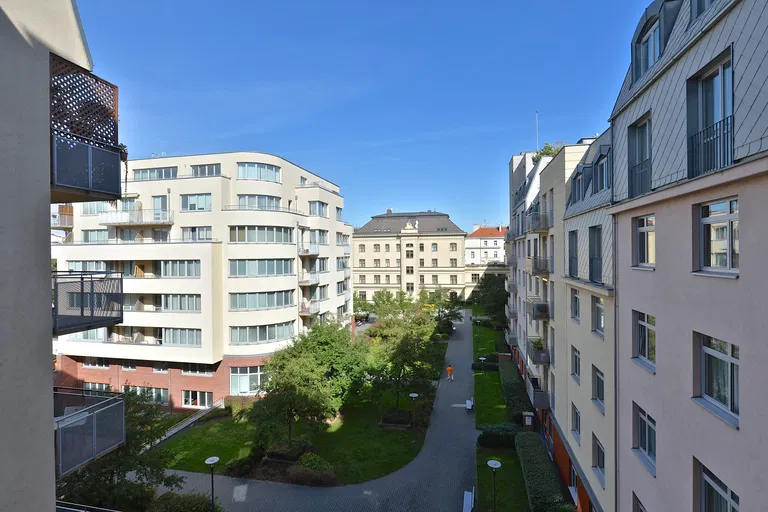 U Zvonařky, Vinohrady - Praha 2 | Prenájom, Byt, 3-izbový, 102 m²