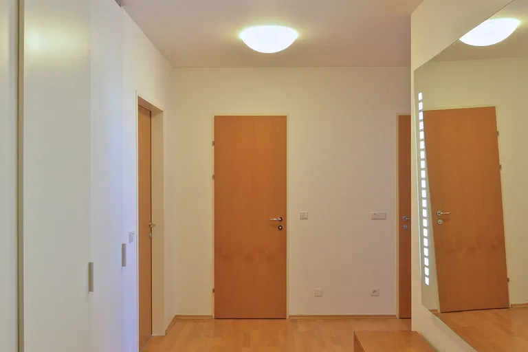 U Zvonařky, Vinohrady - Praha 2 | Prenájom, Byt, 3-izbový, 102 m²