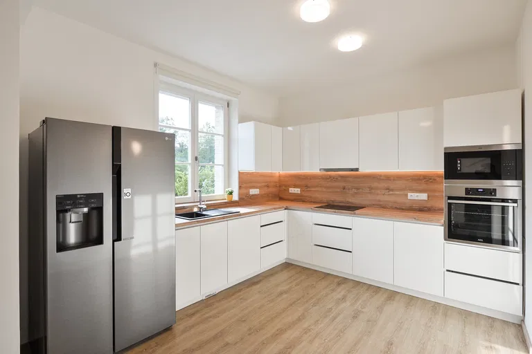 Na Čihadle, Dejvice - Praha 6 | Prenájom, Rodinný dom, 6-izbový, 230 m²