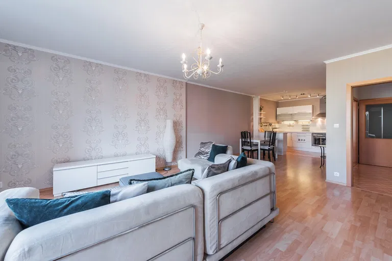 Na Maninách, Holešovice - Praha 7 | Prenájom, Byt, 2-izbový, 80 m²