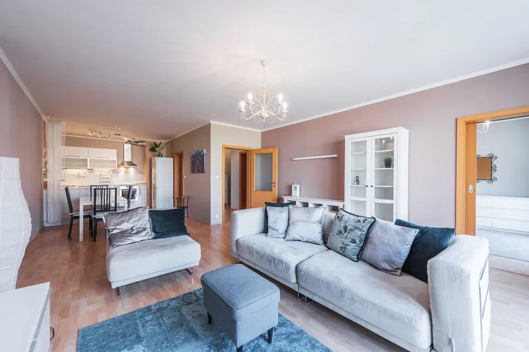 Na Maninách, Holešovice - Praha 7 | Prenájom, Byt, 2-izbový, 80 m²