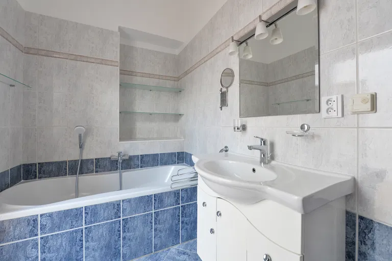 Slavíkova, Vinohrady - Praha 2 | Prenájom, Byt, 3-izbový, 118 m²
