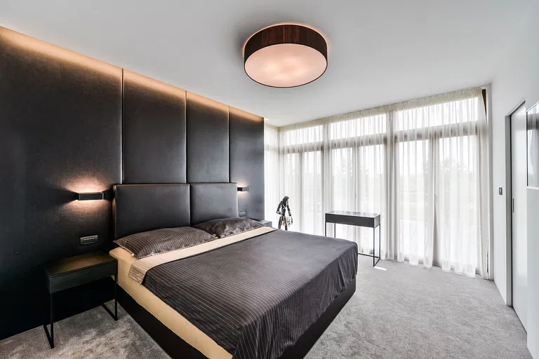 Jenská, Benice - Prague 10 | Sale, House, Three-bedroom (4+kk), 144 m²