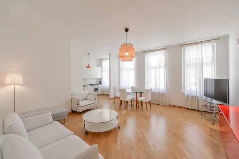Kamenická, Holešovice - Praha 7 | Prenájom, Byt, 3-izbový, 86 m²