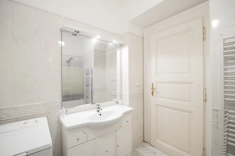 Kamenická, Holešovice - Praha 7 | Prenájom, Byt, 3-izbový, 86 m²