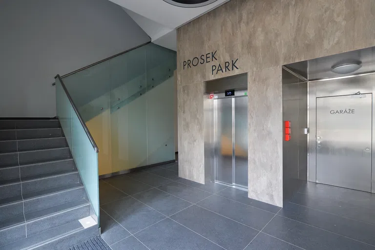 Makedonská, Střížkov - Praha 9 | Prenájom, Byt, 3-izbový, 107 m²
