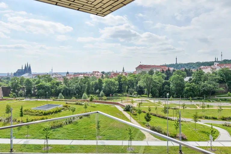 U Laboratoře, Střešovice - Praha 6 | Prenájom, Byt, 5-izbový, 186 m²