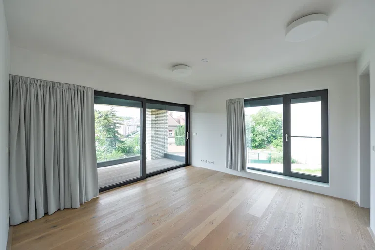 U Laboratoře, Střešovice - Praha 6 | Prenájom, Byt, 5-izbový, 186 m²