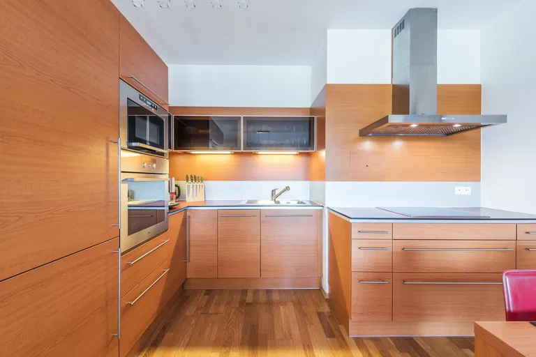Varhulíkové, Holešovice - Praha 7 | Predaj, Byt, 2-izbový, 79 m²