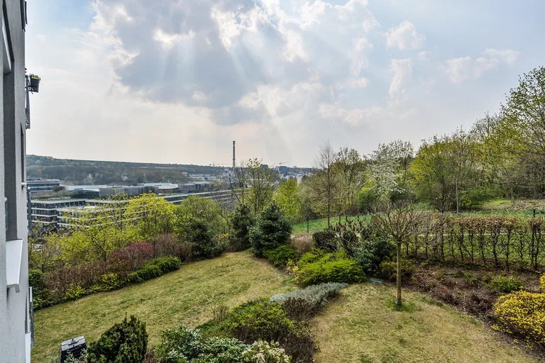 Klímova, Radlice - Praha 5 | Prenájom, Byt, 4-izbový, 117 m²