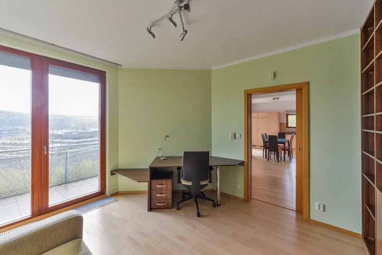 Klímova, Radlice - Praha 5 | Prenájom, Byt, 4-izbový, 117 m²