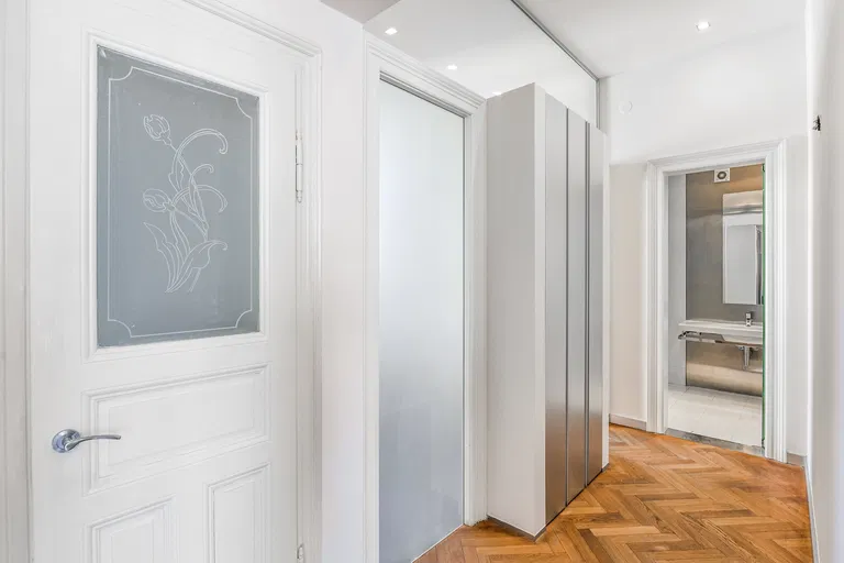 Pařížská, Staré Město - Prague 1 | Sale, Apartment, Two-bedroom (3+1), 117 m²