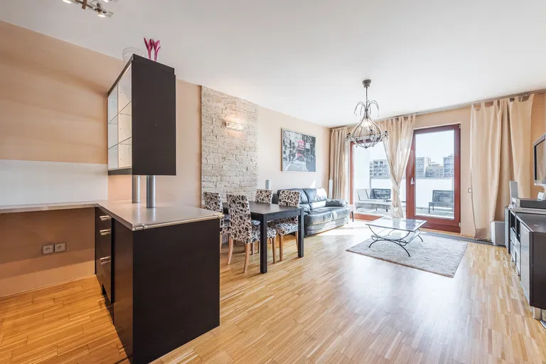 Rohanské nábřeží, Karlín - Praha 8 | Prenájom, Byt, 2-izbový, 67 m²