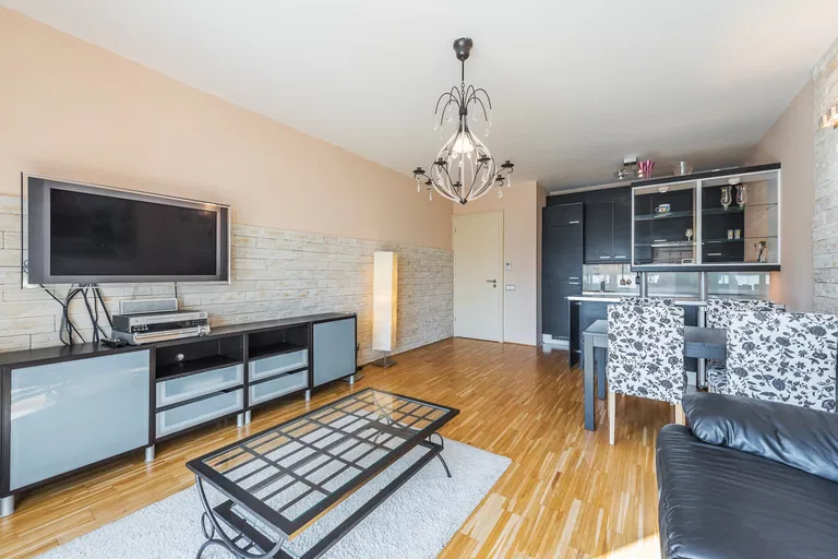 Rohanské nábřeží, Karlín - Praha 8 | Prenájom, Byt, 2-izbový, 67 m²
