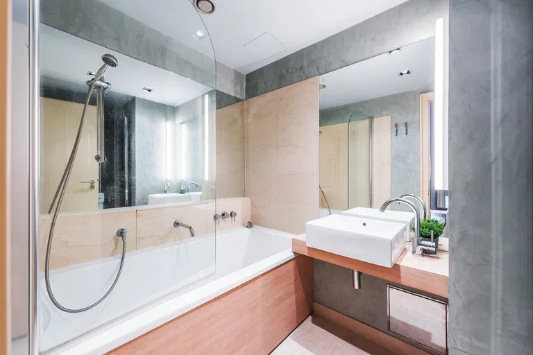Rohanské nábřeží, Karlín - Praha 8 | Prenájom, Byt, 2-izbový, 67 m²