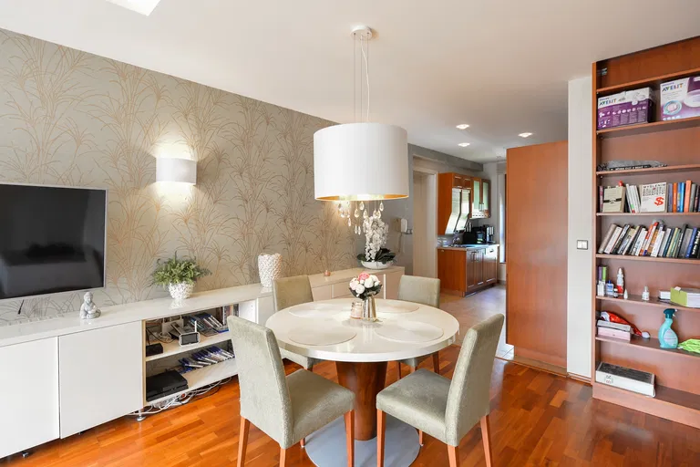 Brabcova, Podolí - Prague 4 | Sale, Apartment, Three-bedroom (4+kk), 166 m²