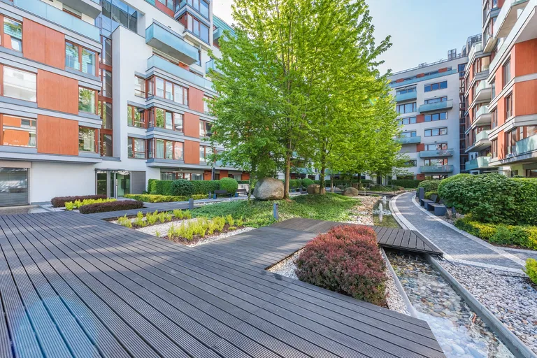 Rohanské nábřeží, Karlín - Praha 8 | Prenájom, Byt, 2-izbový, 67 m²
