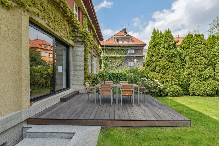 Benešovská, Vinohrady - Praha 10 | Prenájom, Rodinný dom, 5-izbový, 320 m²