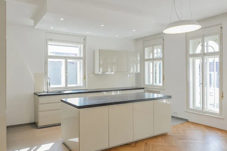 Šárecká, Dejvice - Praha 6 | Prenájom, Byt, 3-izbový, 113 m²