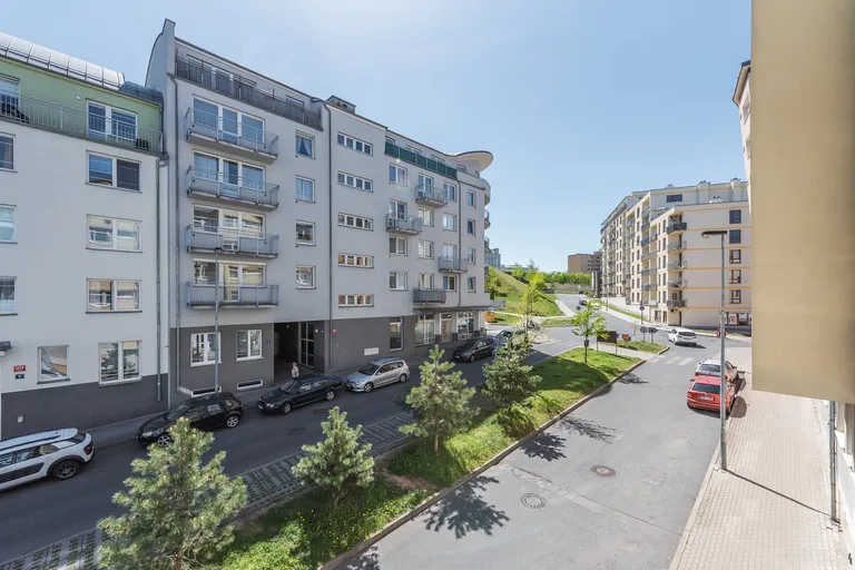 V Zeleném údolí, Krč - Prague 4 | Sale, Apartment, Three-bedroom (4+kk), 103 m²