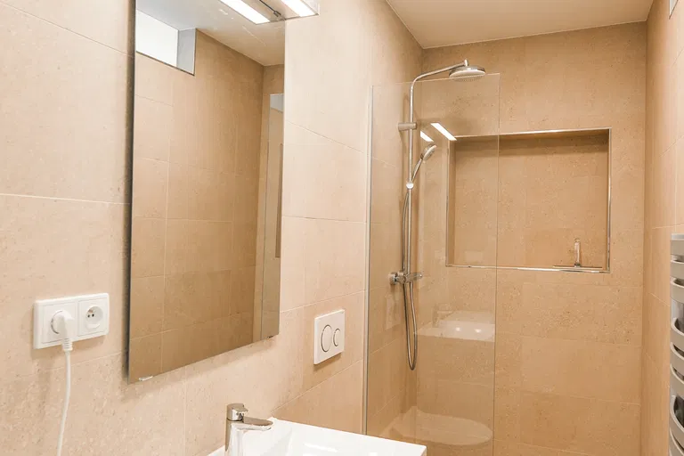 Na Černé hoře, Dejvice - Praha 6 | Prenájom, Byt, 2-izbový, 40 m²