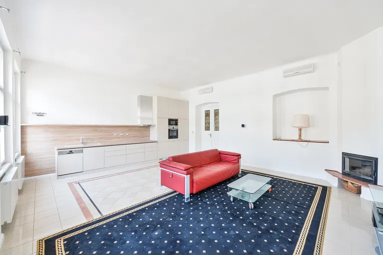 Šafaříkova, Vinohrady - Prague 2 | Sale, Apartment, Two-bedroom (3+kk), 94 m²
