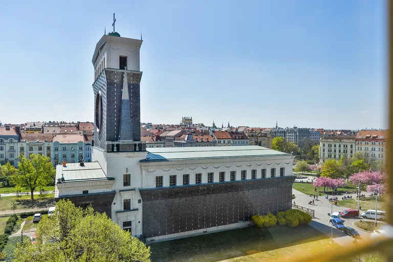 náměstí Jiřího z Poděbrad, Vinohrady - Praha 3 | Prenájom, Byt, 4-izbový, 150 m²