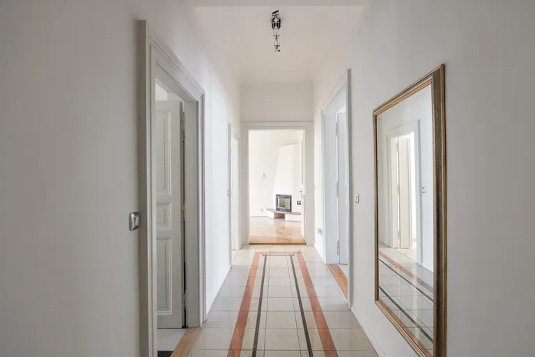 Šafaříkova, Vinohrady - Prague 2 | Sale, Apartment, Two-bedroom (3+kk), 94 m²