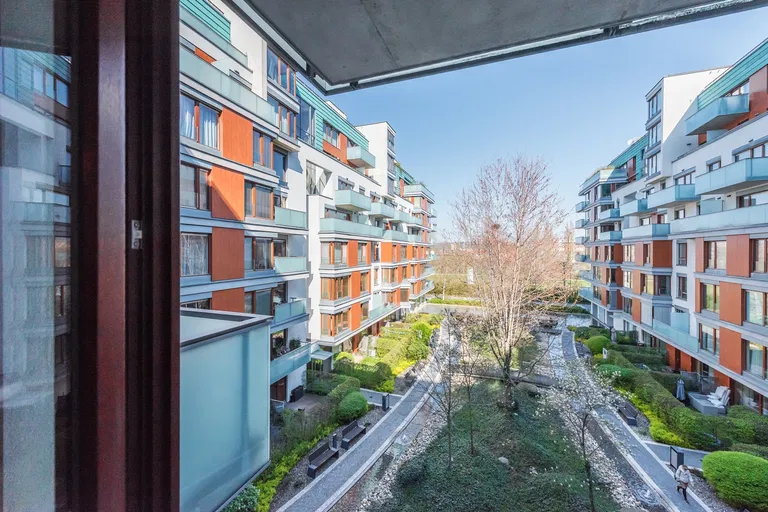 Rohanské nábřeží, Karlín - Praha 8 | Prenájom, Byt, 3-izbový, 120 m²