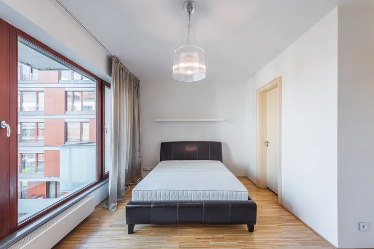 Rohanské nábřeží, Karlín - Praha 8 | Prenájom, Byt, 3-izbový, 120 m²