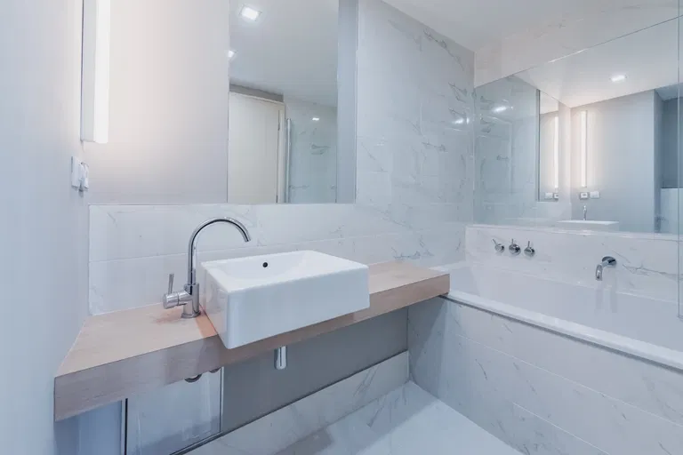 Rohanské nábřeží, Karlín - Praha 8 | Prenájom, Byt, 3-izbový, 120 m²